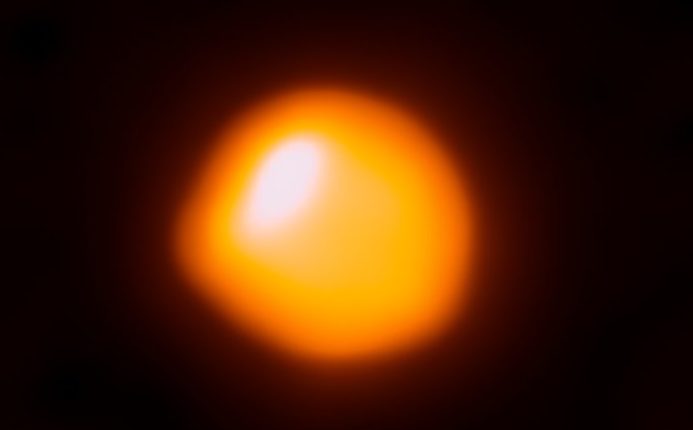 Betelgeuse continues to fade and we have no idea why 