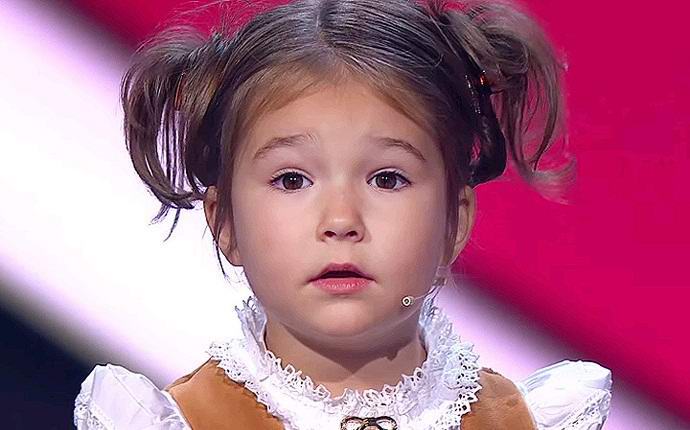 Four-year-old Russian woman speaks many languages