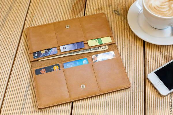 signs about the wallet 