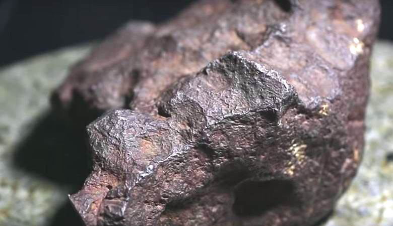 For three decades, the farmer propped up the barn door with a valuable piece of meteorite.