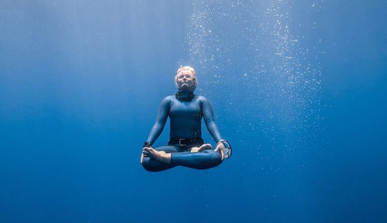 Freedivers do not follow the laws of physics, but scientists ignore this fact.