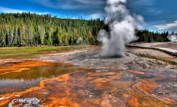 Yellowstone Volcano Wakes Up Once Again