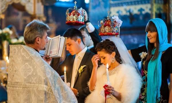 why dream of a wedding with her husband 