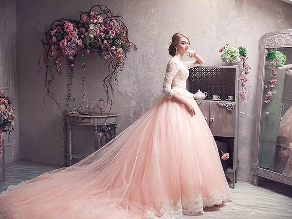 why dream of seeing yourself in a wedding dress 