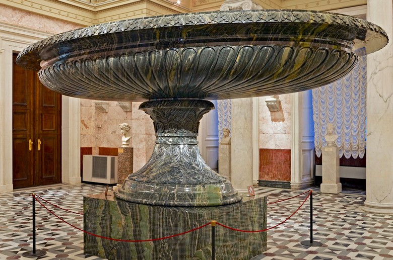 Kolyvan vase - the queen of vases still surprises scientists