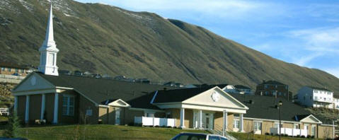End of the world: 10 secluded places that increase the chances of your survival (10 photos) (1)