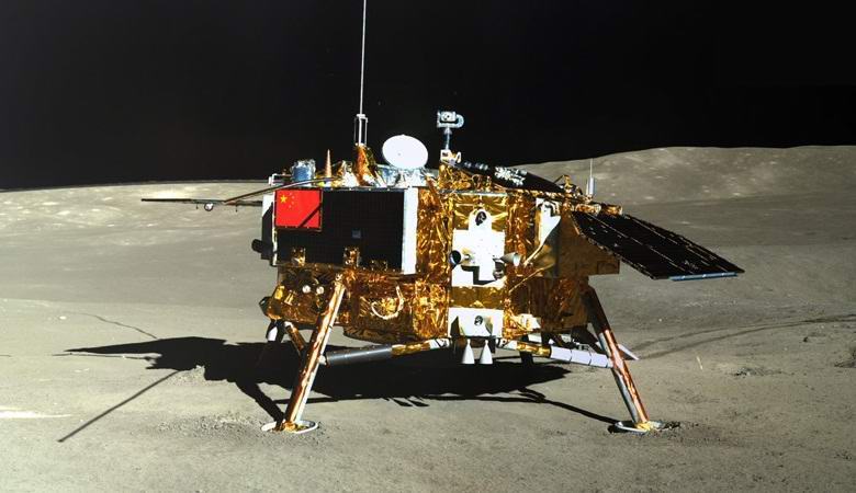 Conspirologists say: landing a Chinese probe