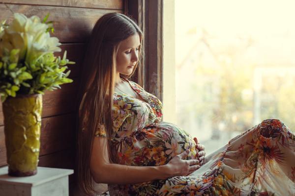 Can pregnant women visit the cemetery? 