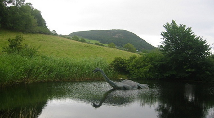 At the bottom of Loch Ness, they found the refuge of a mysterious monster