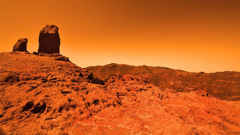 A disc with Sumerian writings was found on Mars. Or maybe Mars is still inhabited?