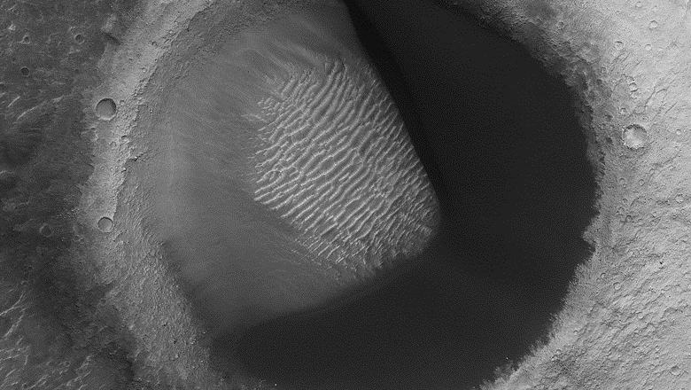 An unusual crater was discovered on Mars