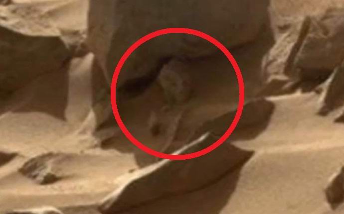 The head of a mysterious sculpture was on Mars