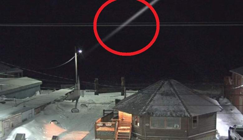 A mysterious luminous ball flew over Alaska