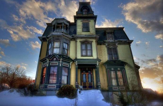 The mansion inhabited by ghosts will turn into an attraction