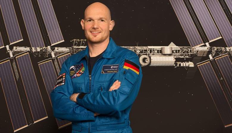 The German astronaut put his finger on a hole in the ISS