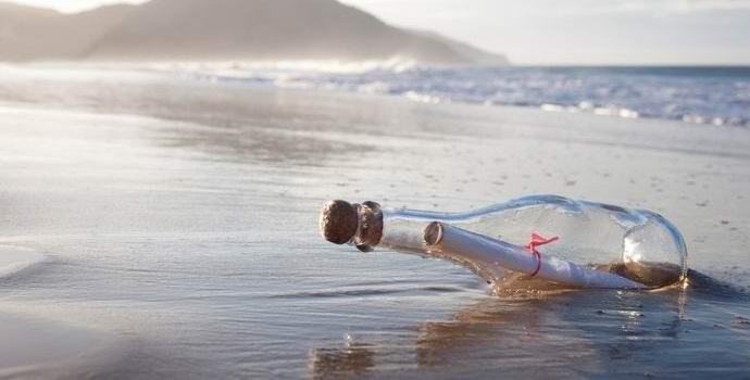 The German woman caught a record old message in a bottle from the sea