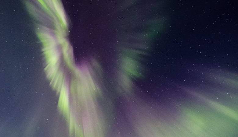 The unusual aurora was recognized as the result of a crack in the magnetosphere.