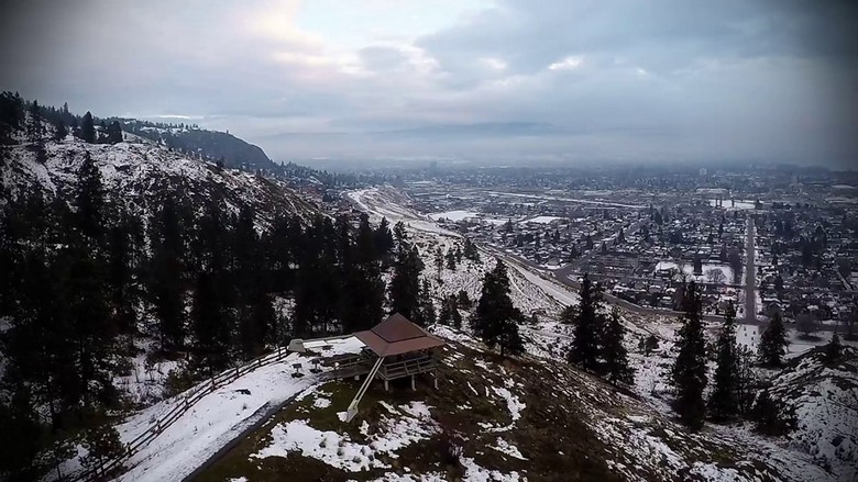 An incredible object seen in the sky above the Canadian city of Kelowna