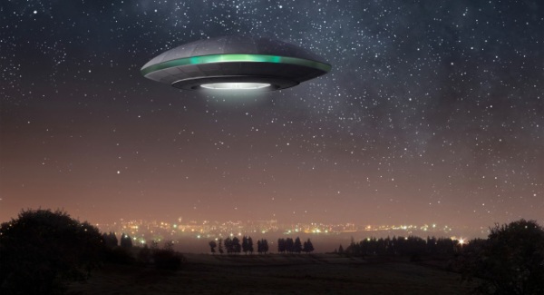 UFOs continue to fly as if nothing had happened