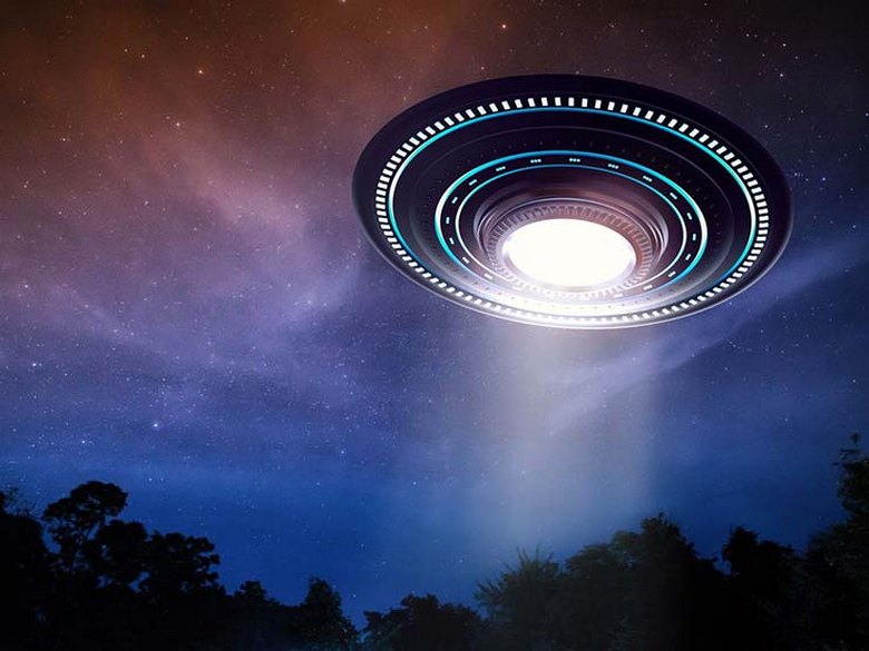 A UFO flies over the Popocatepetl volcano just during its eruption