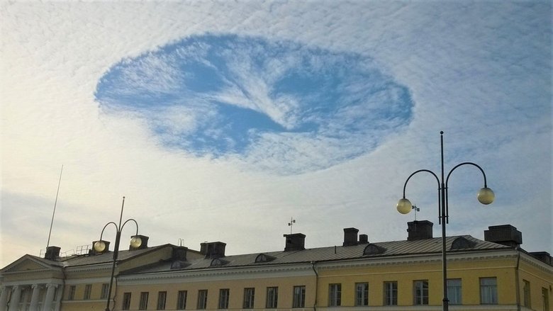 The clouds over Helsinki showed a huge funnel