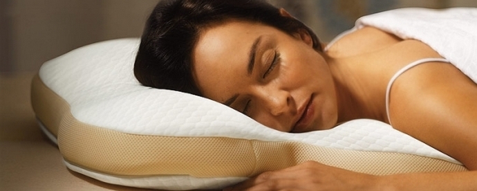 Pillow - the main culprit for the appearance of facial wrinkles