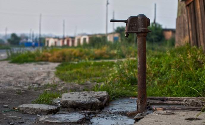 The Russian ghost rocked the water from the column