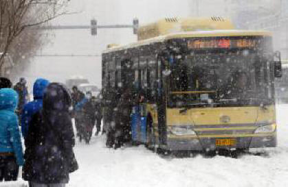 The strongest snowfall in 60 years has stopped the life of Chinese Harbin