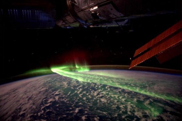 Solar storms blow electrons out of Earth's atmosphere 