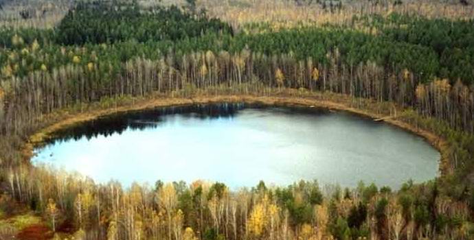 The Holy Lake puzzled the vacationer with an amazing anomaly