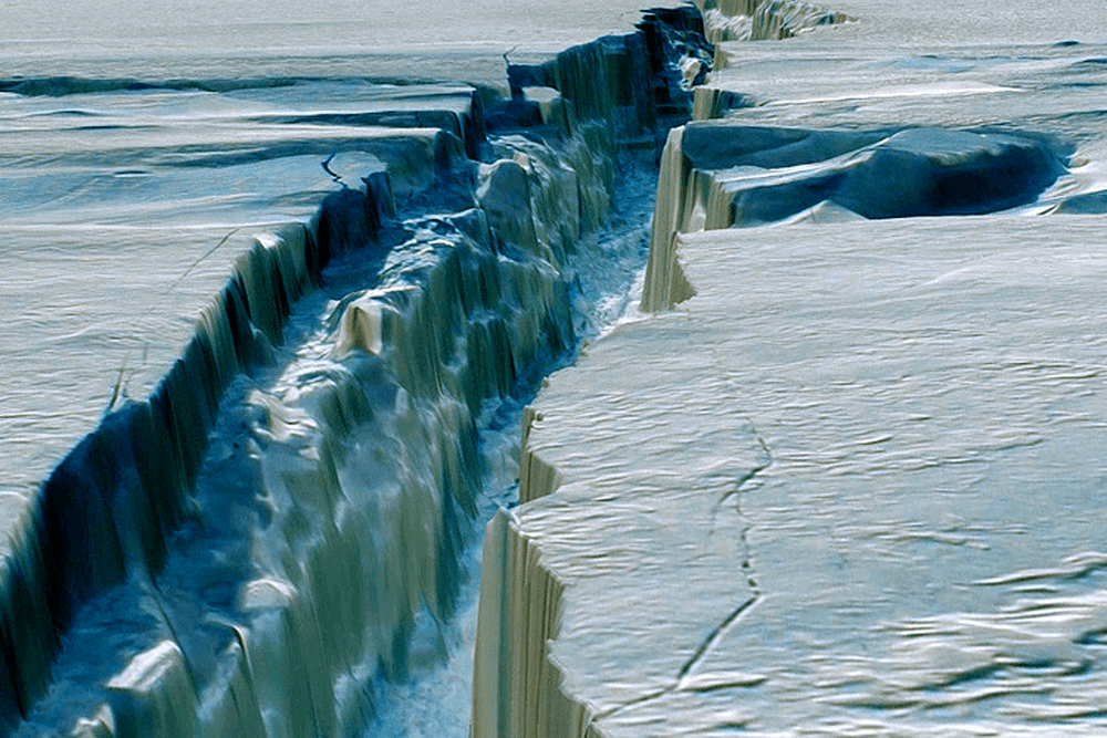 Cracks ran offshore: two New York iceberg about to break away from Antarctica