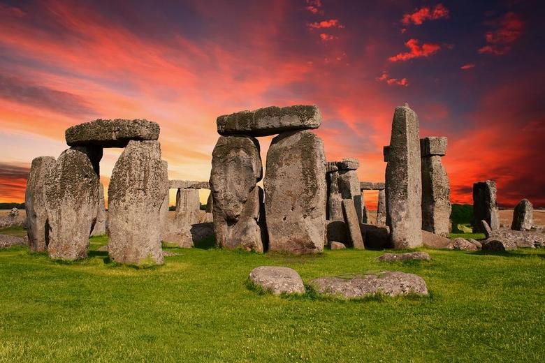 Scientists have proven that Stonehenge was not built by people