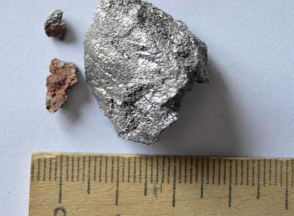 A ufologist saw a gift from a parallel world in the Chelyabinsk meteorite