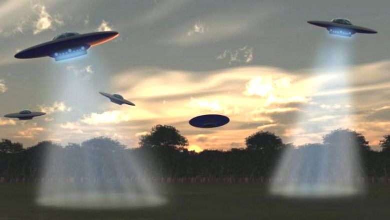 Ufologists: UFOs and Aliens - They Are Everywhere