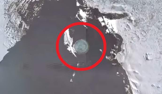 An alien base found in Antarctica