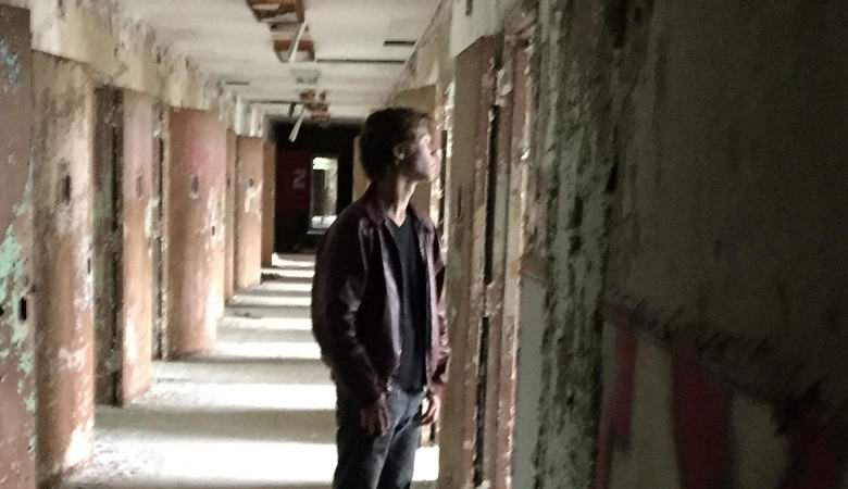 In a former psychiatric hospital photographed phantom