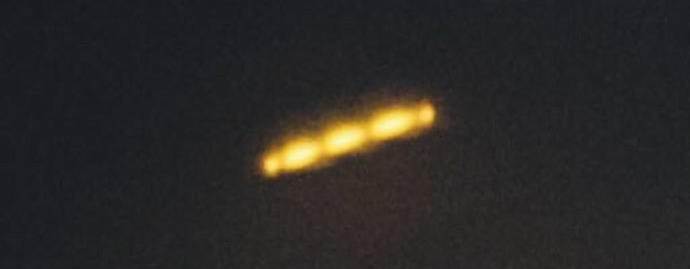 An excellent UFO shot hit the Internet.