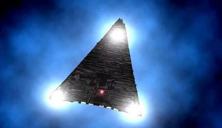 UFOs in the sky of Arizona, very similar to secret aircraft