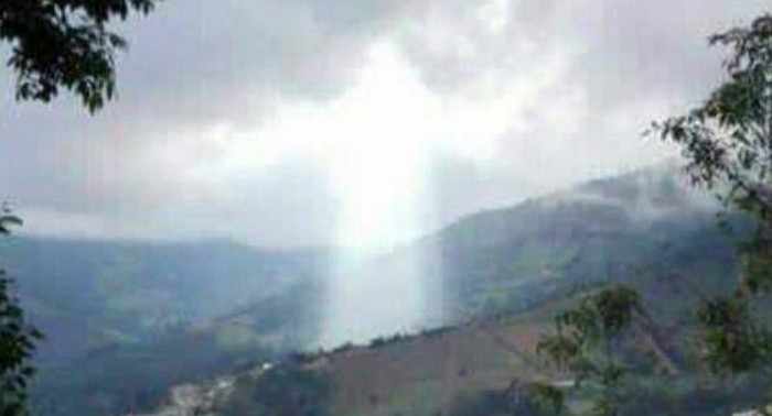 The image of Jesus Christ appeared in the sky of Colombia