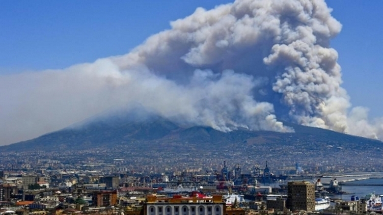 Vesuvius is preparing for a major eruption: why is it worrying the people of California?