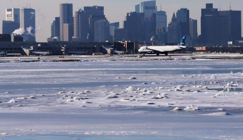 Video of the frozen Atlantic Ocean surprised Web users