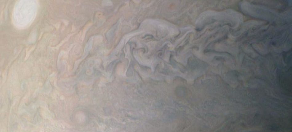 Eight storms of Jupiter - new unique images from the Juno probe 