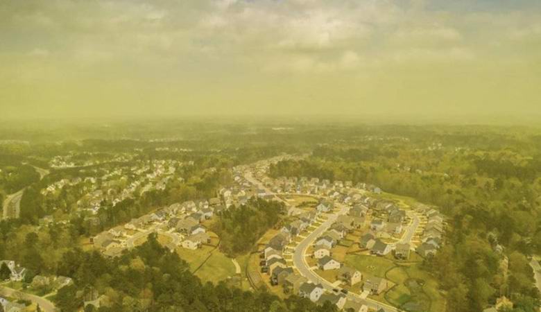 The air in North Carolina has a fantastic green color.