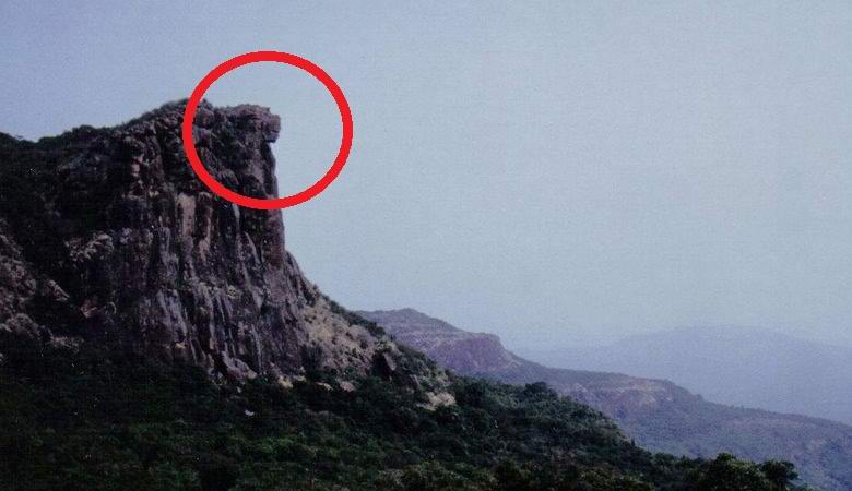 Mysterious Lady Mali: either an ancient statue, or an amazing optical illusion