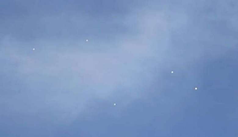 Mysterious white balloons in the sky over Mexico City