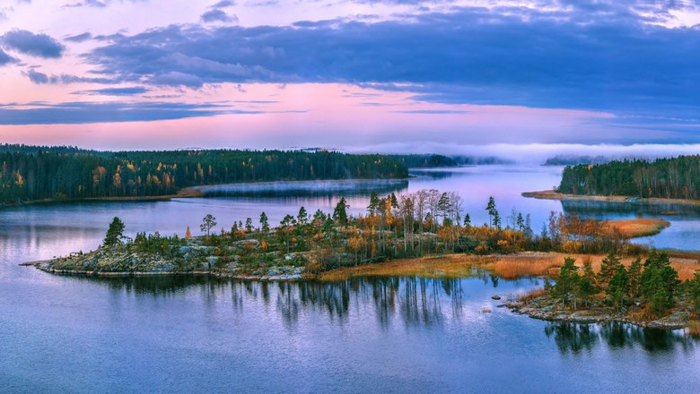 Mysterious lights over Lake Ladoga