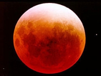 Tomorrow the inhabitants of the Earth will see the 'bloody moon' 