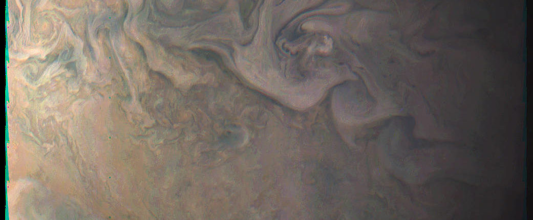 Juno Probe captures Jupiter's Small Red Spot at close range 