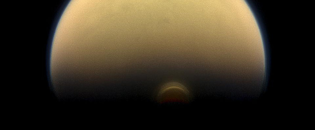 Cassini probe detects catastrophic seasonal changes on Titan 